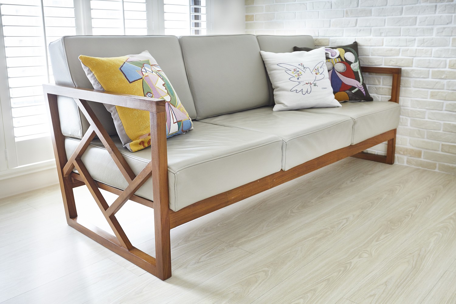 北歐風格設計居家裝潢實木沙發優渥實木家具